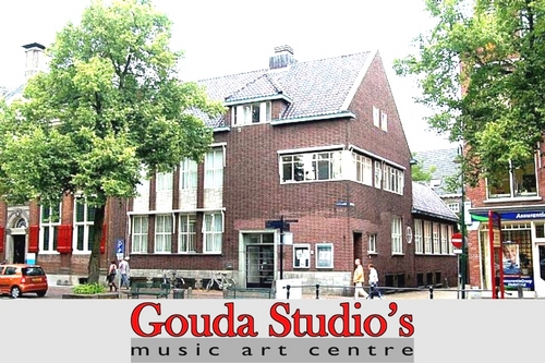 Gouda Studio's is het culturele trefpunt in Gouda. Exposities beeldende kunst, podiumcafe, fotografie-cursussen, muziekoefenruimte, multifunctionele werkruimtes