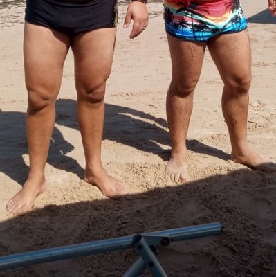 somos versátil procuramos ambos
curtimos no pêlo