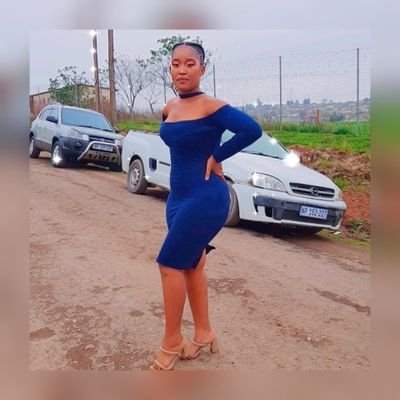Hle_Juta6's profile picture. BSS in Law and Political Science  🎓
UKZN LLB Student Howard College  
@hle_juta on instagram