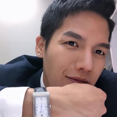 DavidEncryption's profile picture. A mysterious crypto-currency enthusiast, does not recommend any currency, the market is risky, buy with caution