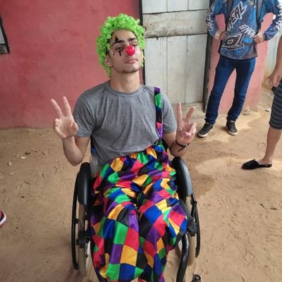 Cadeira sorridente
a cada Pix meu sorriso fica maior kkkk
chama na dm