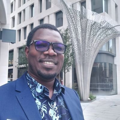 Lecturer @IOELC @LancasterUni. Interest in patients and caregivers experience of, and poverty at, end of life. Founder & CEO of @compass_ghana 🇬🇭 Charity