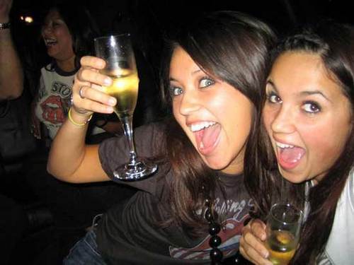 WHERE'S THE PARTY AT? Tell me all about it! #Follow4Follow I always #followback #TeamFollowBack #shoutout