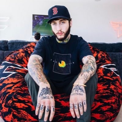 fazebanks_0's profile picture. 