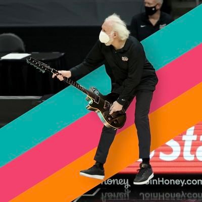 fourstaral's profile picture. Moving thru the world as a stationary observer.