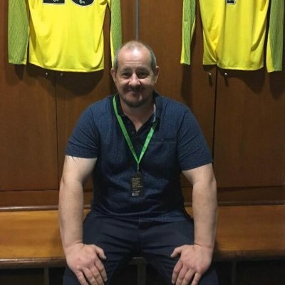 Celtic,massive movie buff , nfl , elite dangerous,Nairnbhoys ⚽️ comedy, semi pro football coach , pronouns he/haw