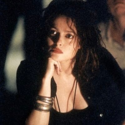 bttmforhbc's profile picture. bottom for bonham carter 🖤