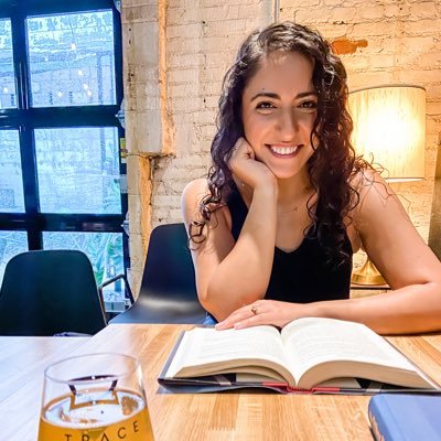 sarahsabs1's profile picture. @piratessign hype girl. @bookedinadvance on IG.