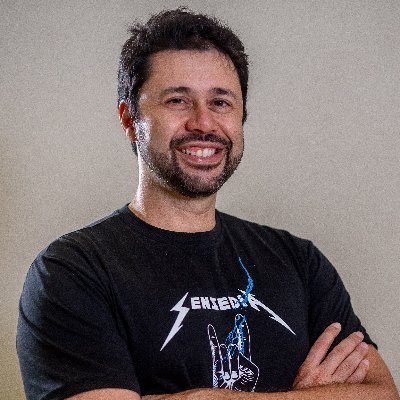 Head of Solutions, Global @ Sensedia working with APIs, Microservices, Serverless, Modern Integrations and stuffs like that.