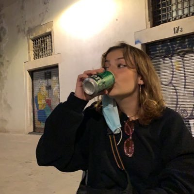 si som amiga d'es teu abusador avisem, estic amb tu. Producció audiovisuals i d'espectacles.