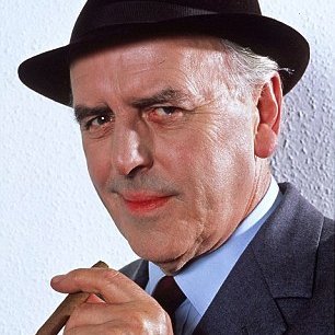 Arthurdaly89's profile picture. Self employed, car salesman
I'm a he, not a she or an it.