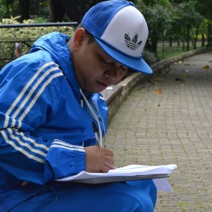 cristianze13's profile picture. Te amo Valentín,
Licenciado en educación física UdeA.
Especialista en educación física,recreación y deporte infantil de la UCC.