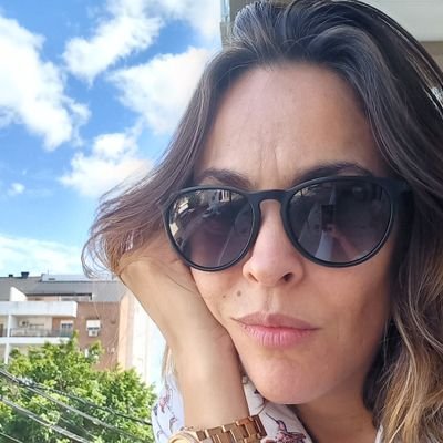 Periodista. 
Fiel defensora de los Derechos Humanos. 
Proletaria de la feminidad 💚 Corrientes-Chaco.