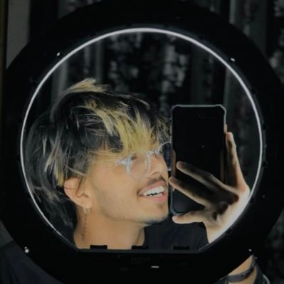 Deepsingh132's profile picture. Deepsingh
Insta :- deepsingh_13_