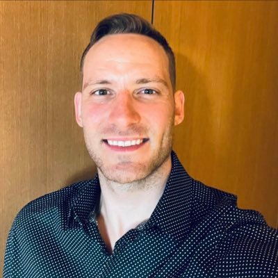 TrevorDennis19's profile picture. 🏥✈️🏒