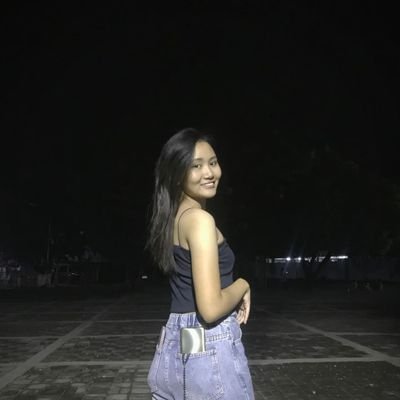 Keep smiling, because life is a beautiful thing and there’s so much to smile about. 😘