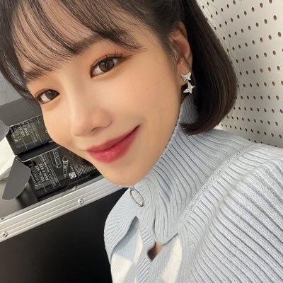 e652153041's profile picture. 