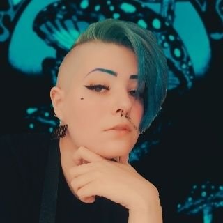 24, asexual, they/them. I cosplay, it's a problem. 
Insta/Tiktok: eyebrow_daddy