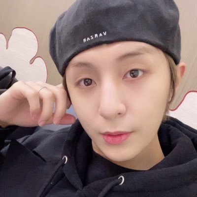 _cherish_y's profile picture. #최성윤💘