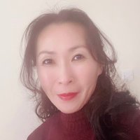 Stephanie Huang (@lingyistephanie) 's Twitter Profile Photo