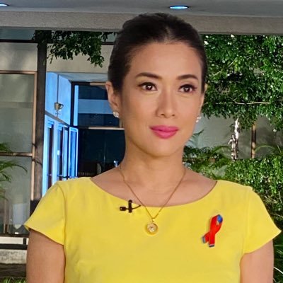 A Filipino multi-media journalist that aims to inspire and empower. ABSCBN TVPatrol news anchor /YT: Bernadette Sembrano /FB Bernadette Sembrano Aguinaldo