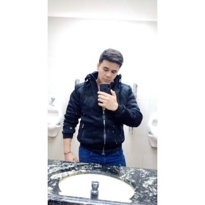 alex2rive3's profile picture. 👨🏻‍🎓🎓 T.S en Programación de Computadoras   
📚⏳ Lic. En Análisis de Sistemas-UNAE       
🎂🎈 12/06 
📍🇵🇾 Encarnación - Paraguay