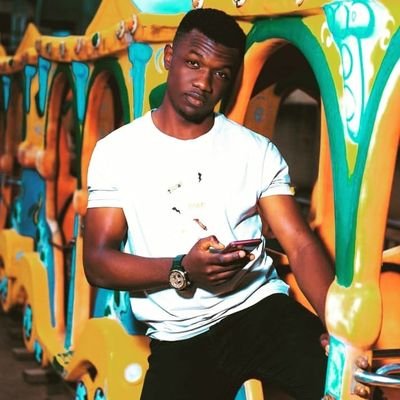 MutebiJoseph24's profile picture. lyfist🥰😚