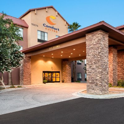 Come stay at Comfort Suites Goodyear and let your business be our pleasure.