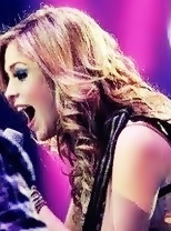 Curte Rebelde ? Entãoo Follow ! Since :16.04.2011
dona @CleyseMartins Madrinha :@Addicts_Rebelde