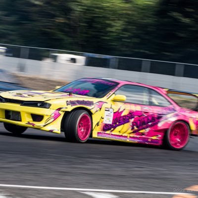 車両、パーツ販売中❗️お車何でも買取します❗️車検❗️車両制作❗️格安オールペン10万〜❗️ラッピング❗️何でもやってます‼️ 全国陸送可能!ローン取り扱ってます!メッセージからご相談下さい‼ https://t.co/JTuX8O6qMy