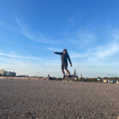 Mobile and web developer, building in public, like surfing 🌊
@oportunidadesia