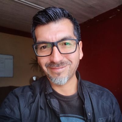 Periodista Deportivo UPLA; Profesor de Castellano UPLA; Periodista de Sintonía Roja de Radio La Calera y El Observador. De Punta Arenas! ⚽🎙📻📖