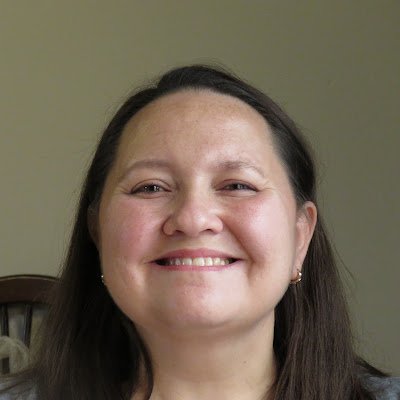 GoIvyL's profile picture. Mom