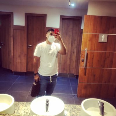 matheussamp25's profile picture. flamenguista ⚫🔴⚫🔴 21 anos 💪🏻⚡ Facebook : Matheus Martins