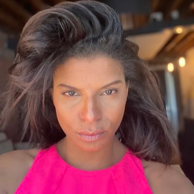 marialo19637846's profile picture. Currently bored haha, check out what the world is doing now 😋