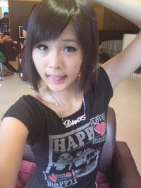 It's glad to make friends here. Cheerfulness and friendliness.