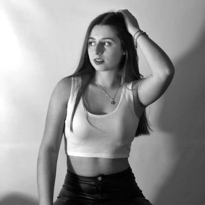 Valen_violino7's profile picture. 📍30 ᴅᴇ ᴀɢᴏsᴛᴏ || ɪɢ: ᴠᴀʟᴇɴ_ᴠɪᴏʟɪɴᴏ