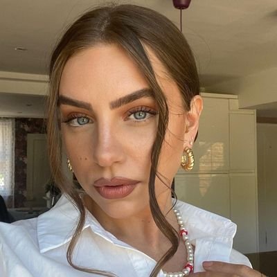 SophieBuxton16's profile picture. come rain 🌧
come sunshine 🌞