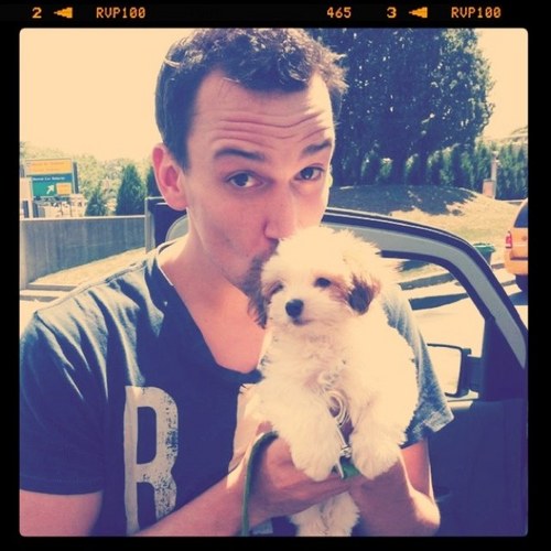 fonm921's profile picture. 