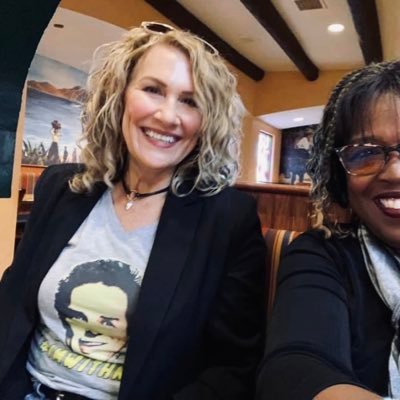 KatPoehls's profile picture. Loves to laugh. Believes we all deserve sunshine, lollipops and rainbows.