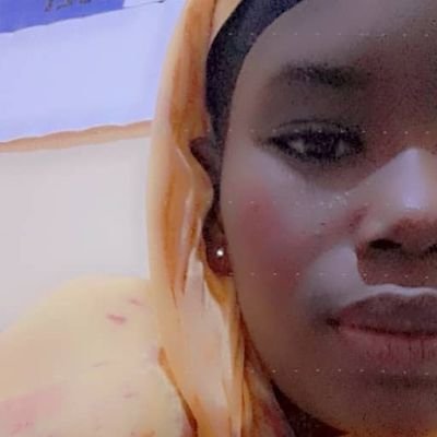 NiangFama6's profile picture. une fille forte qui a des objets a l'avenir et une fille motivé sur la poésie et avoir  beaucoup d'informations concernant la poésie actualités et autres 😘