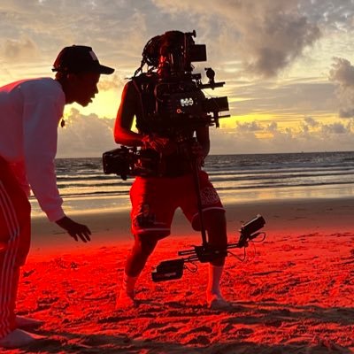 Donāt focus on problems, Focus on solutions Owner/DP/Steadicam Op - @audiorosepro YUMAn - @yumavibe