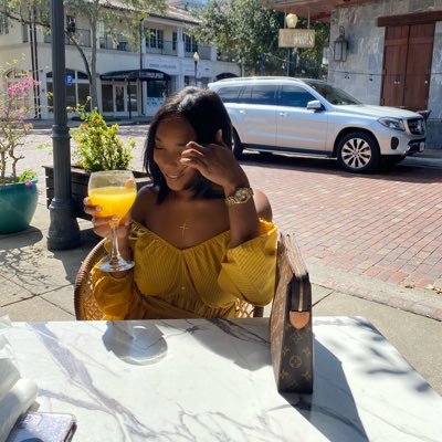 ShowNoLove_xo's profile picture. 