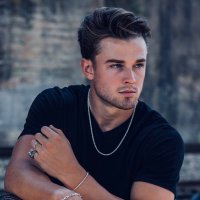Hayden Moore- Realtor (@haybreezyy08) 's Twitter Profile
