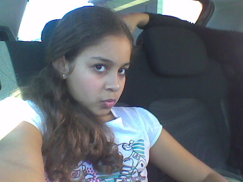 eu sou mui alegre sou uma grande amiga e sou 10