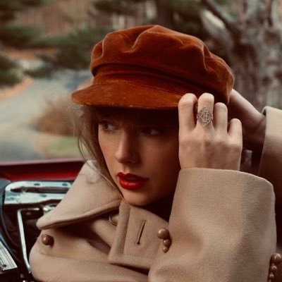 This is a fanpage for supporting Taylor Swift in earning her rights to her masters #WeStandWithTaylor #TaylorSwift #TaylorsVersion #WeAreWithYouTaylor