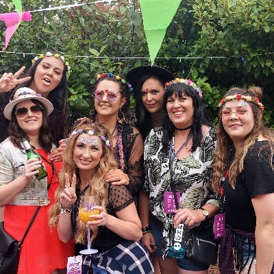 Laurawa72336310's profile picture. 