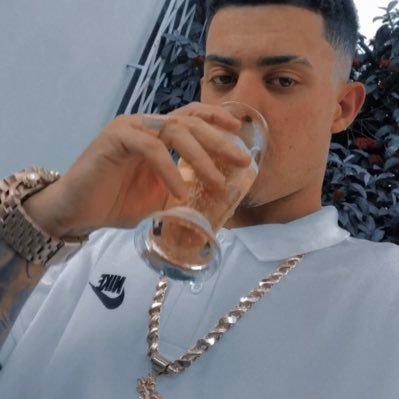 “Fiz um pedido com fé e o meu pedido ele atendeu” 🎩🔱 @cxrxdx💍