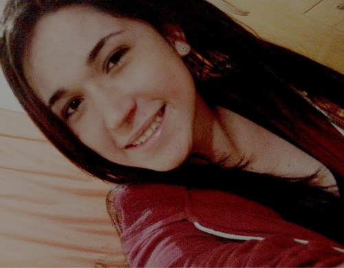 ' O seu mal pensado , o seu mal olhado , não me faz andar pra trás e nem ficar parada. (: