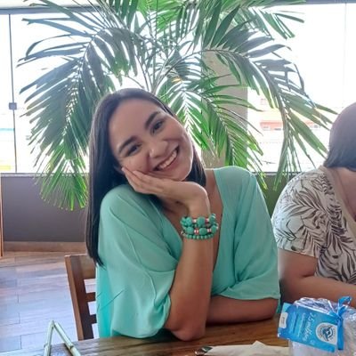 Bianckdeza's profile picture. Você sempre será o melhor de mim!!
            Geovana Flor 🌸💜💛❣
•Formada no Magistério 👩🏻‍🎓
•Estudante de Pedagogia 🦉📚❣️